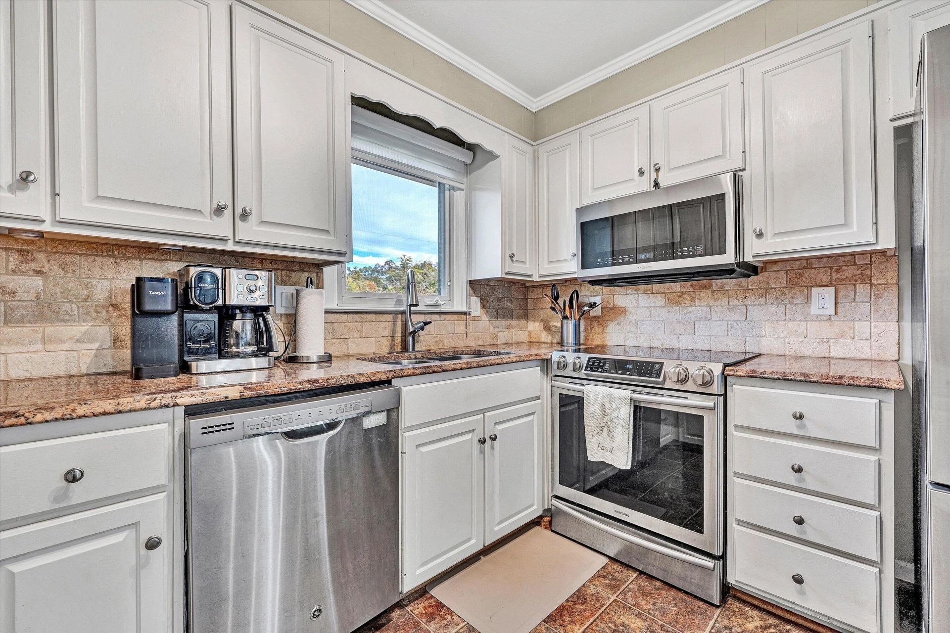 3536 Valentine RD - Photo 23