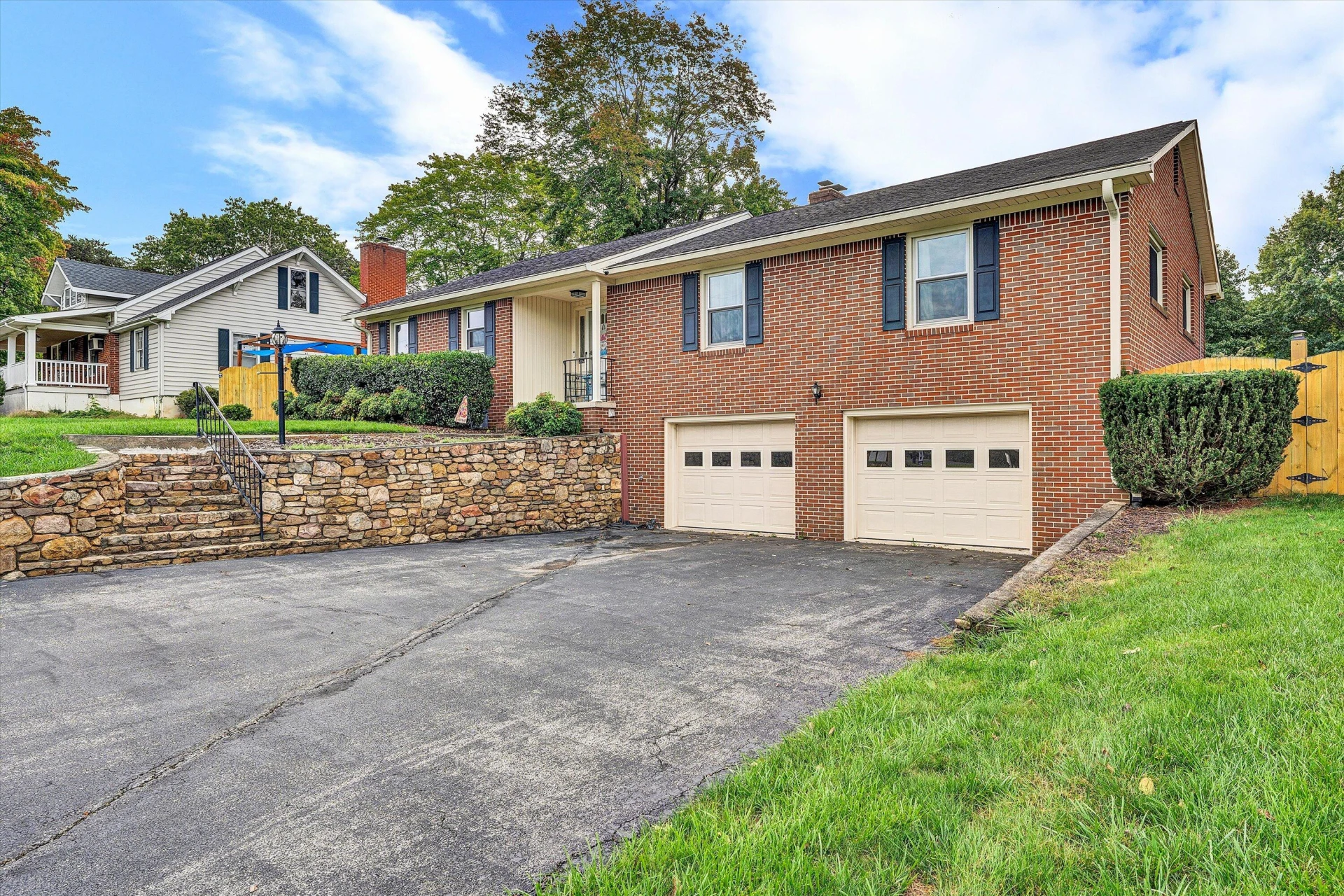 3536 Valentine RD - Photo 5