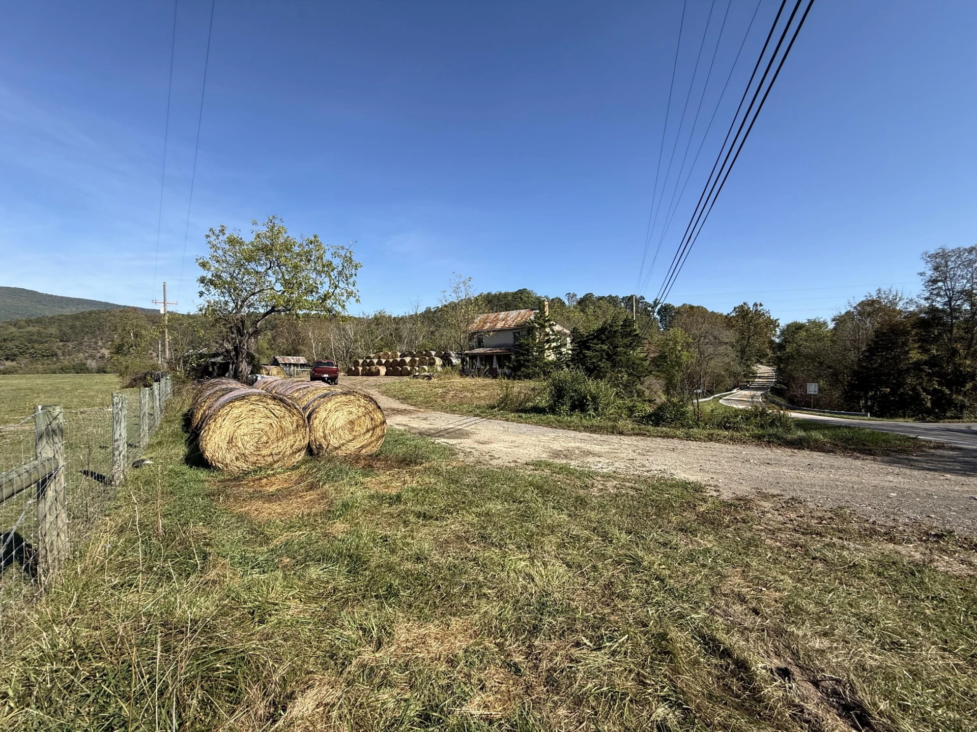 6402 Potts Creek RD - Photo 8