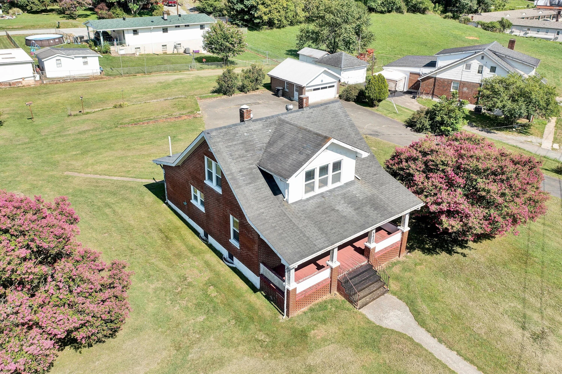 5422 Franklin RD - Photo 4