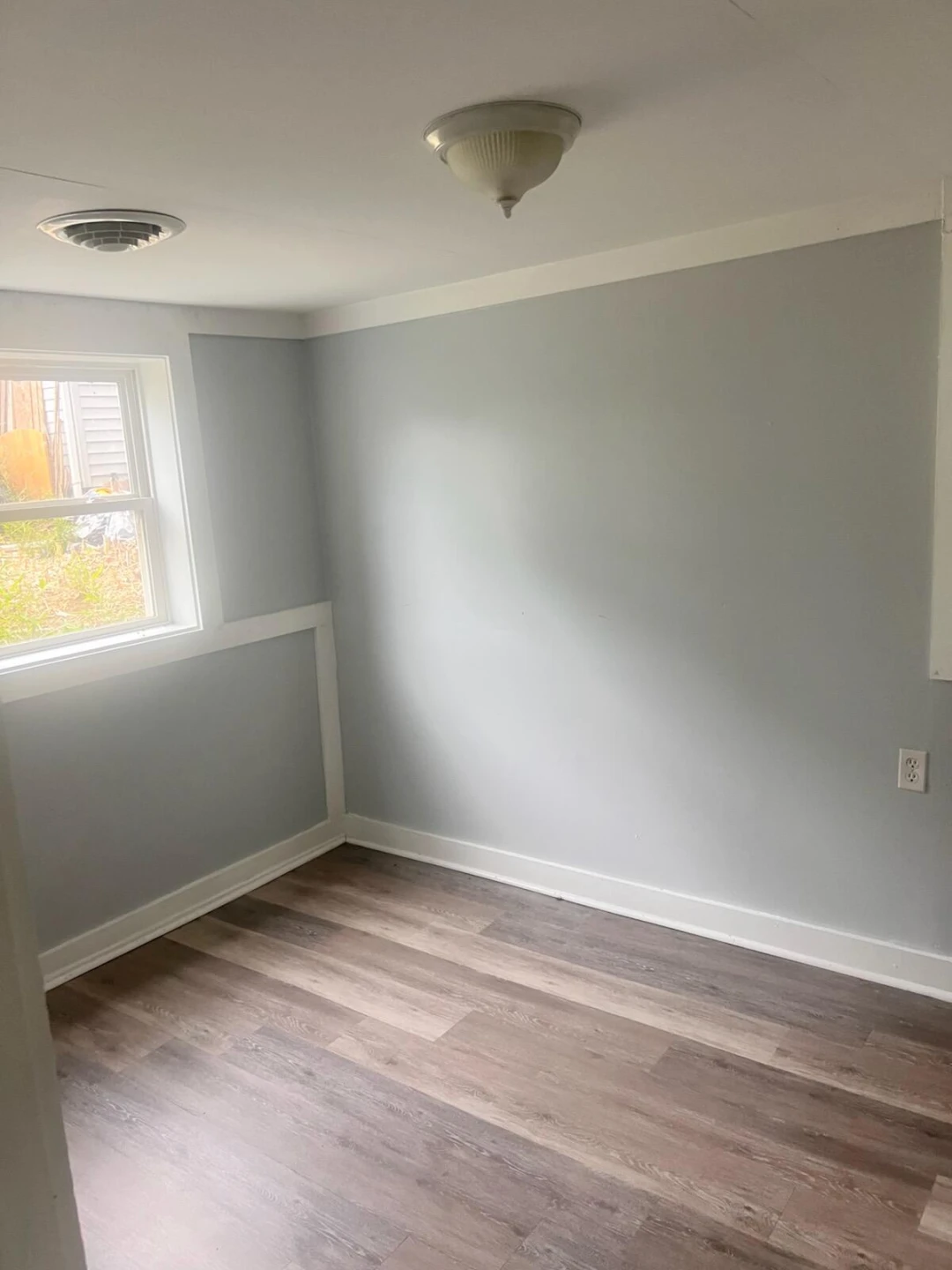 1810 Padbury AVE - Photo 8