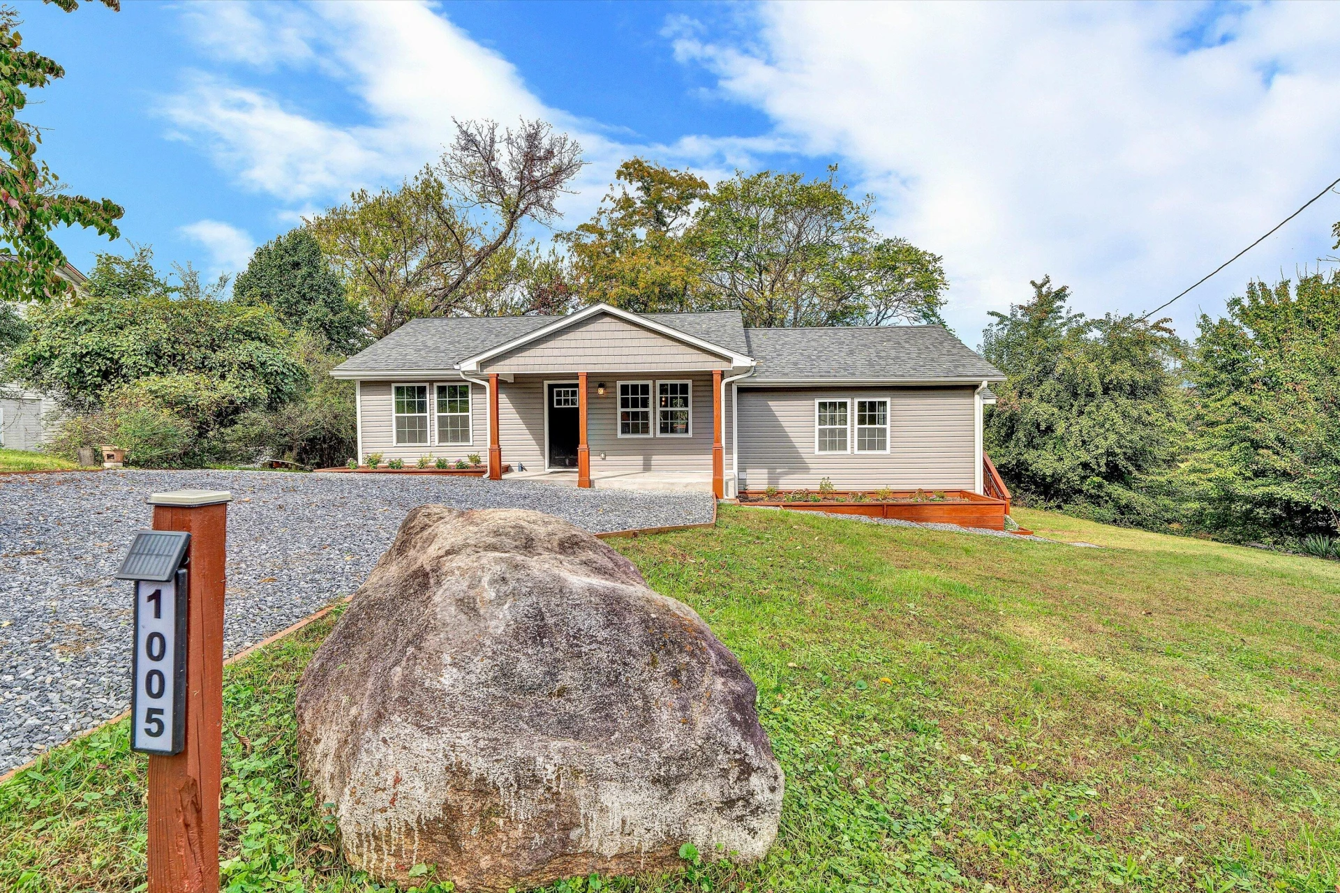 1005 Pollard ST - Photo 41