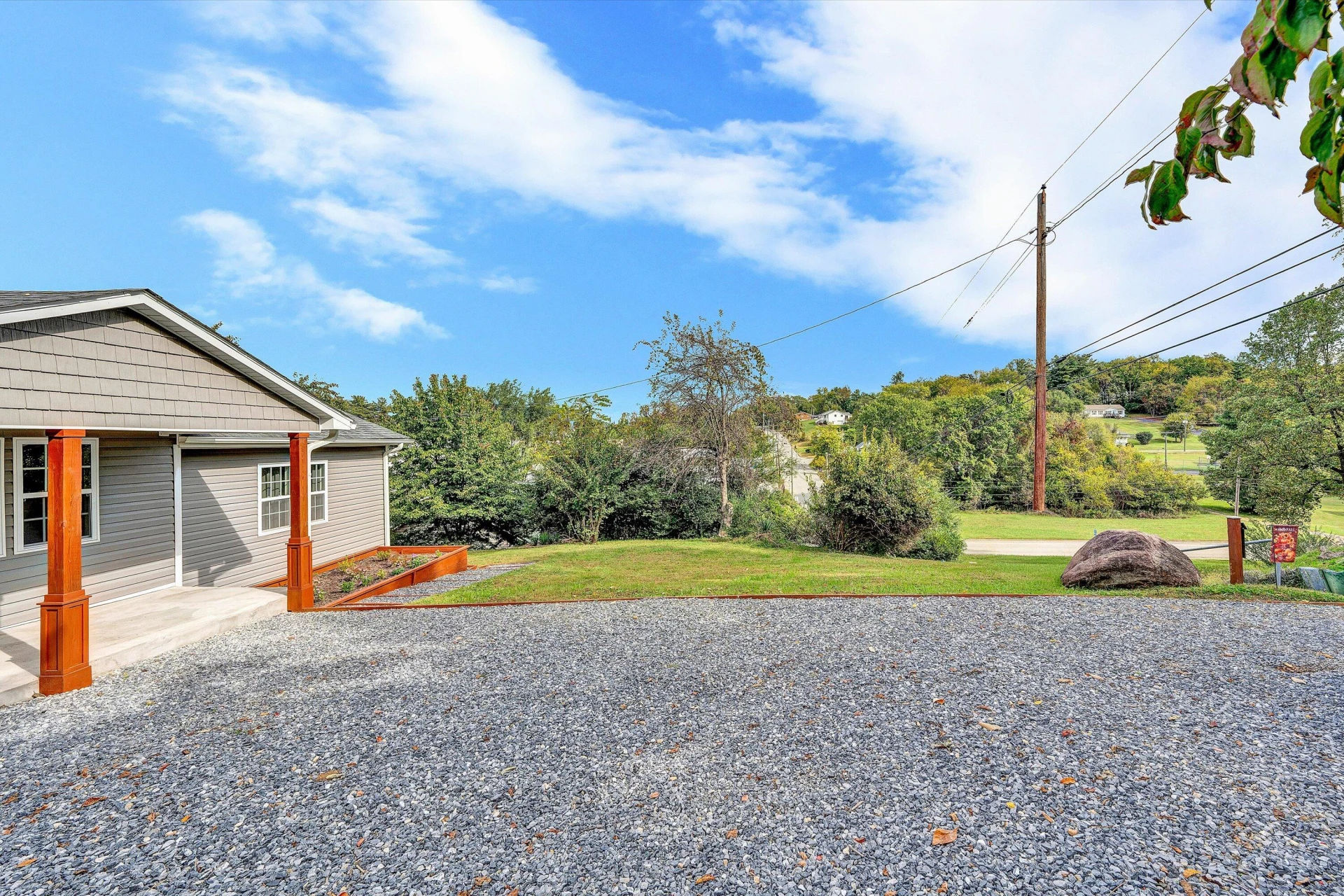 1005 Pollard ST - Photo 7