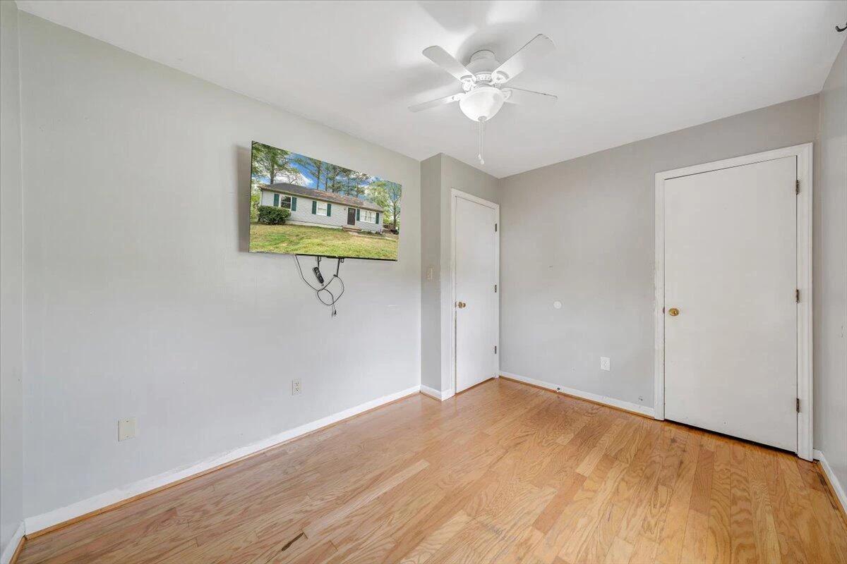 3302 Ridgerun DR - Photo 6