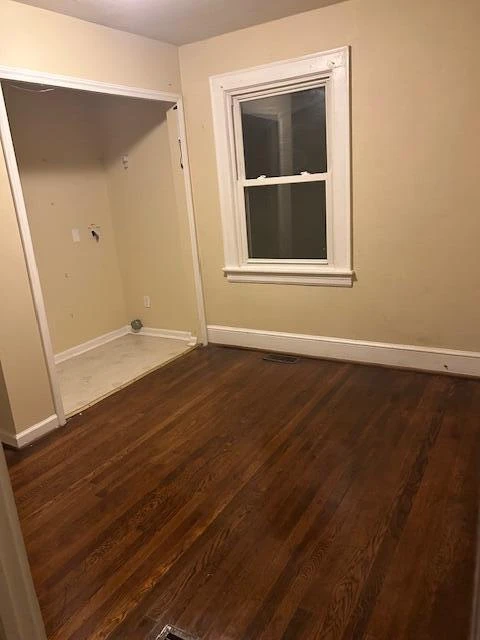 5204 Salem Tpke - Photo 2