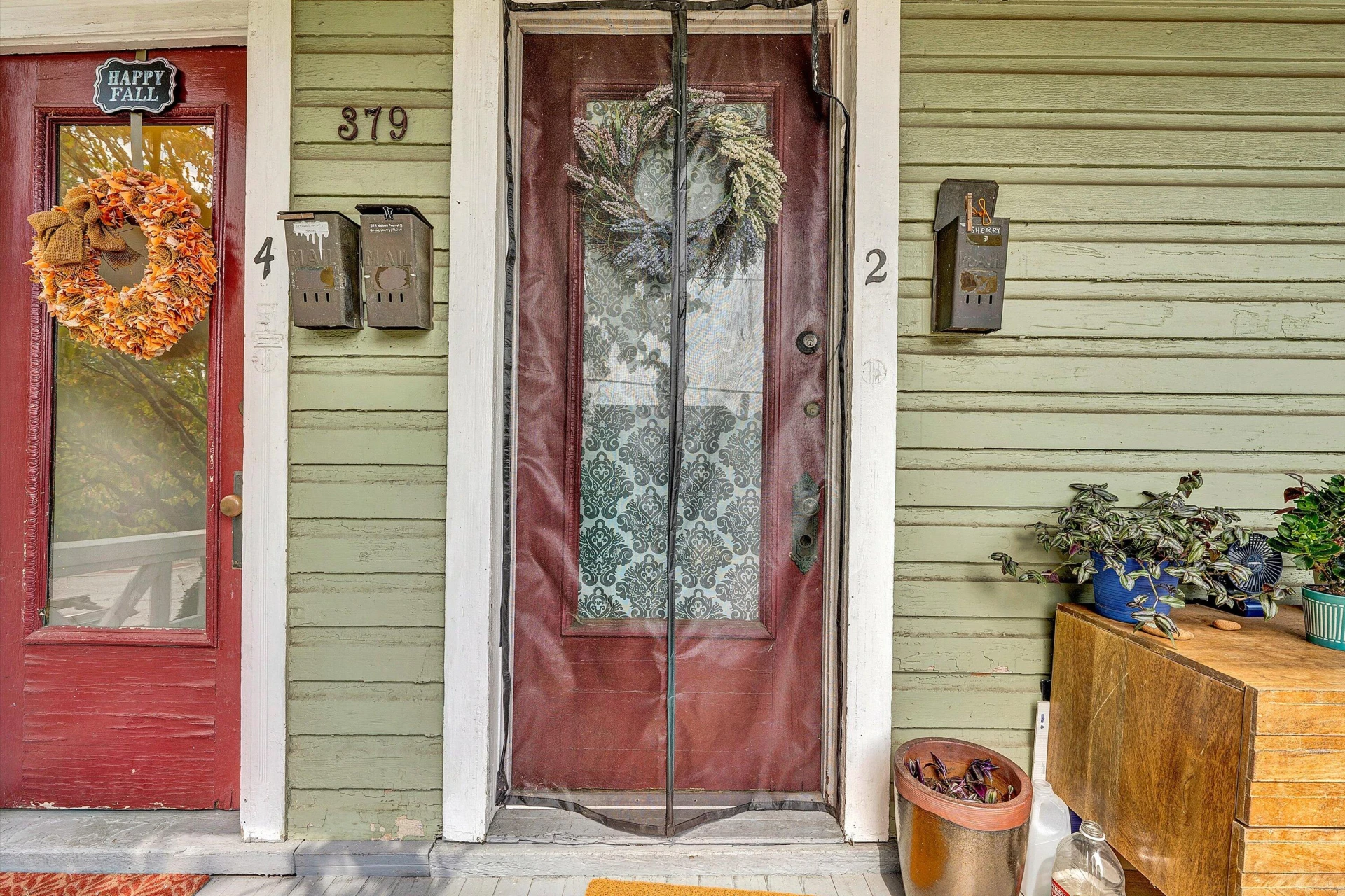 379 Walnut AVE - Photo 18