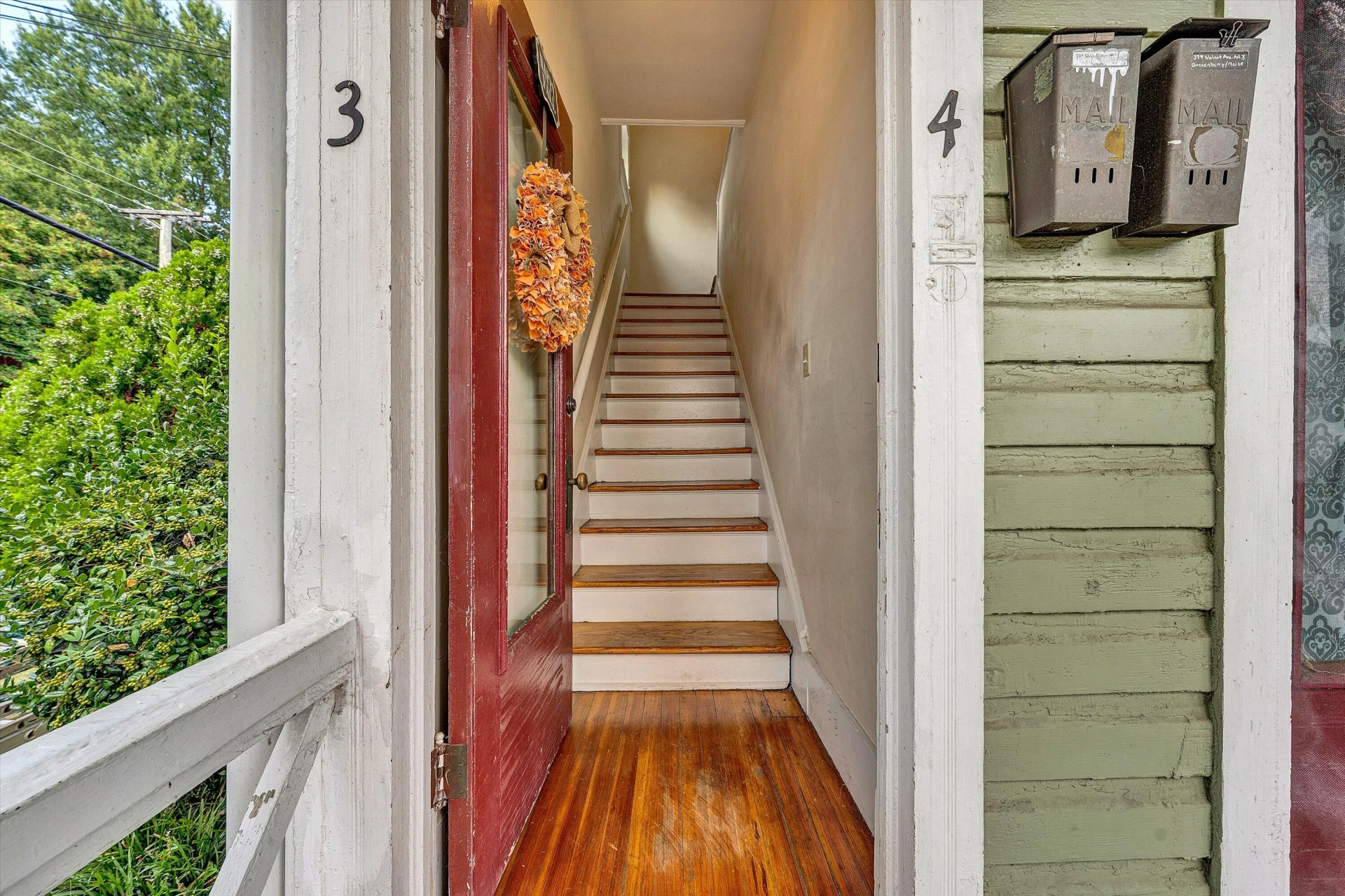 379 Walnut AVE - Photo 30