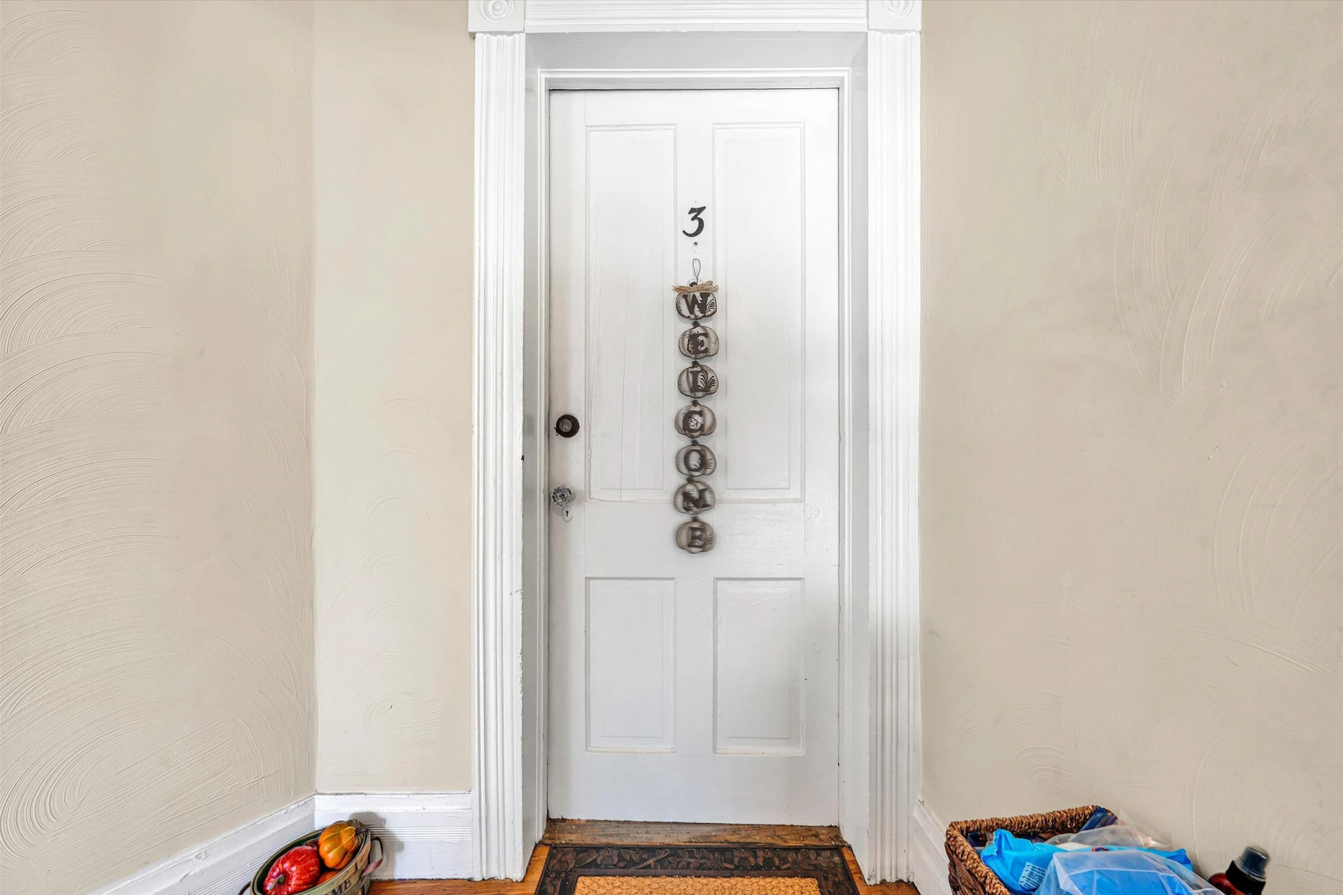 379 Walnut AVE - Photo 32