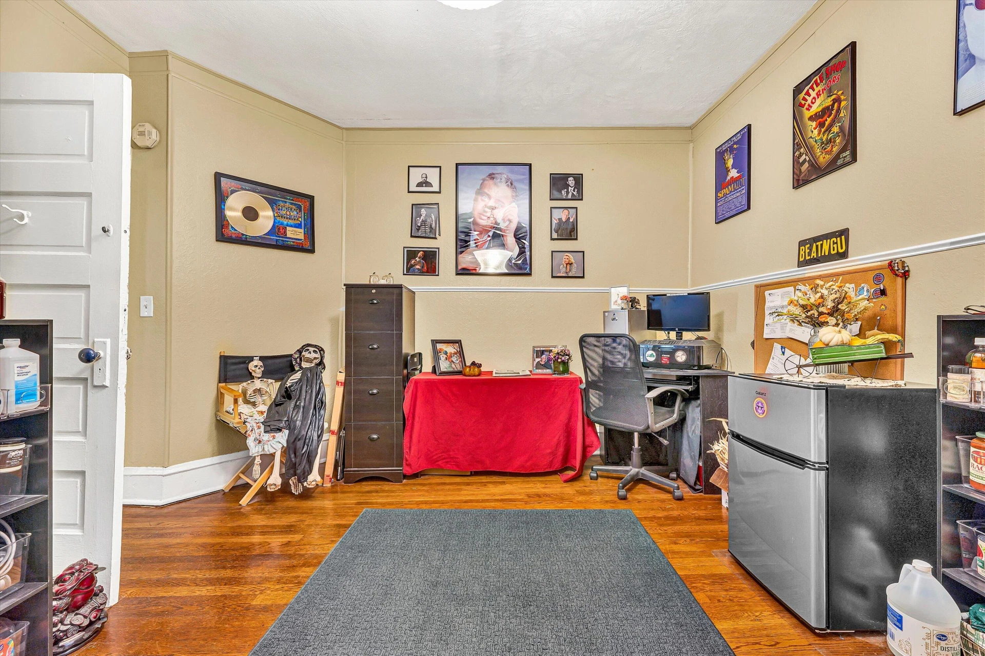 379 Walnut AVE - Photo 37