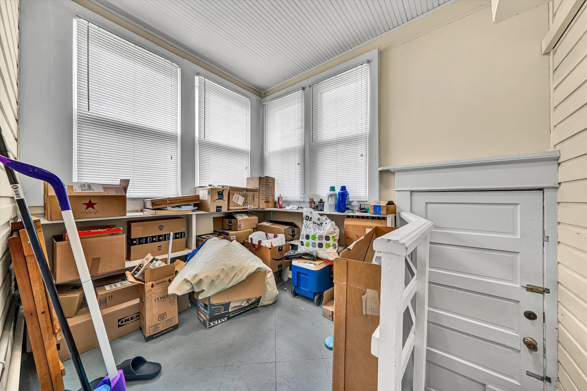 379 Walnut AVE - Photo 55