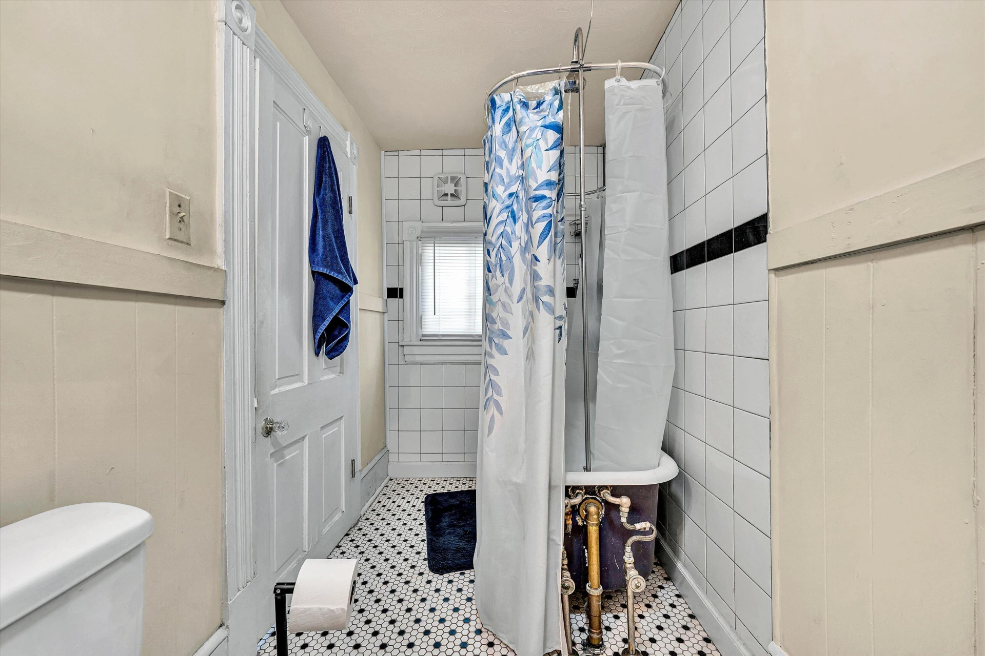 379 Walnut AVE - Photo 59
