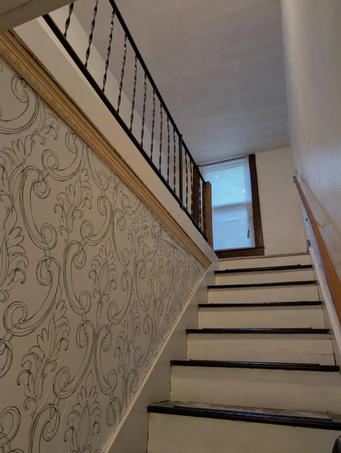 2221 Main ST - Photo 11