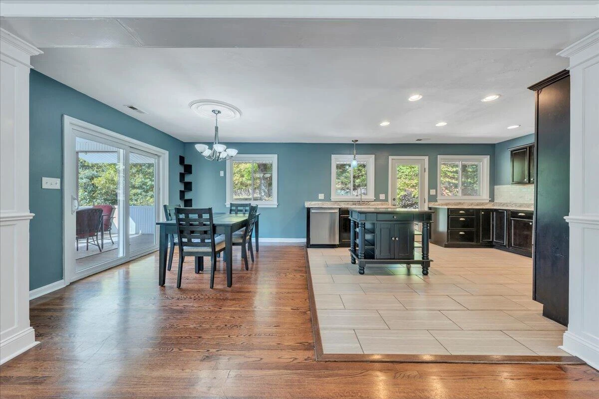2801 Edgewood ST - Photo 13