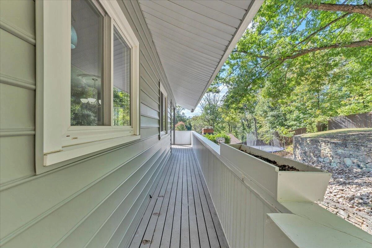 2801 Edgewood ST - Photo 38