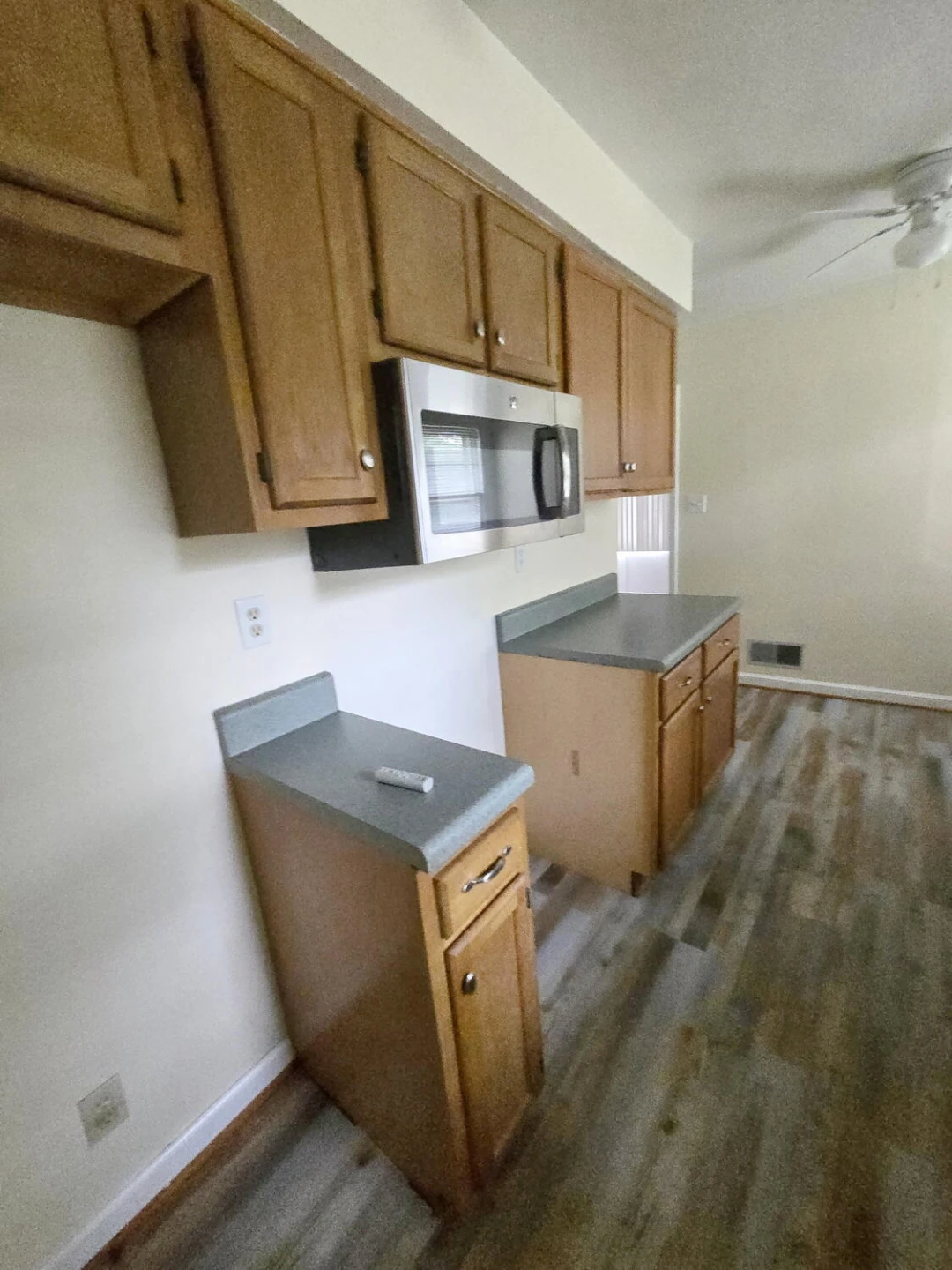 3237 Christian AVE - Photo 3