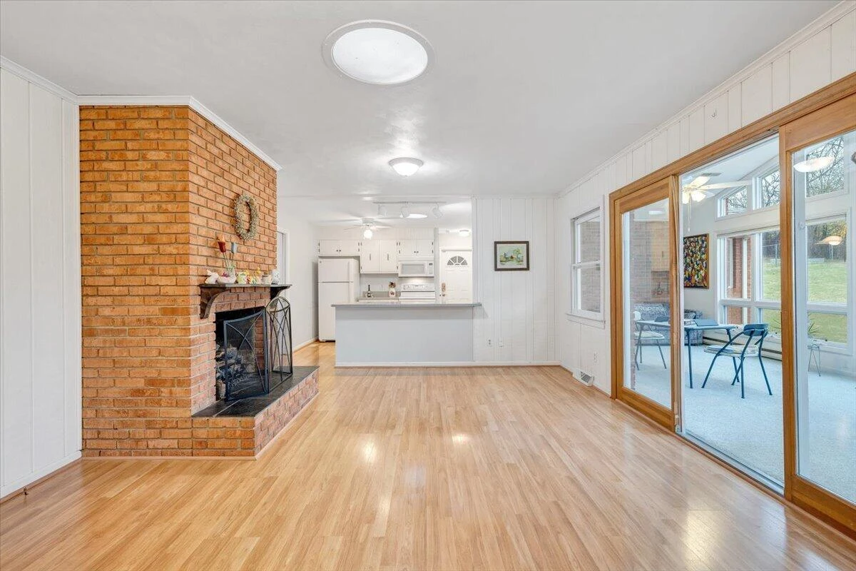 674 Azalea RD - Photo 25