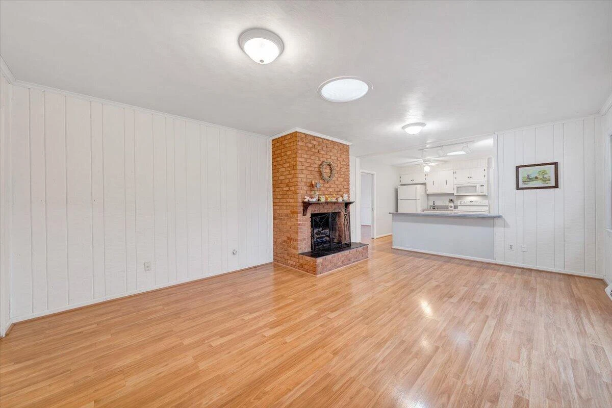 674 Azalea RD - Photo 26