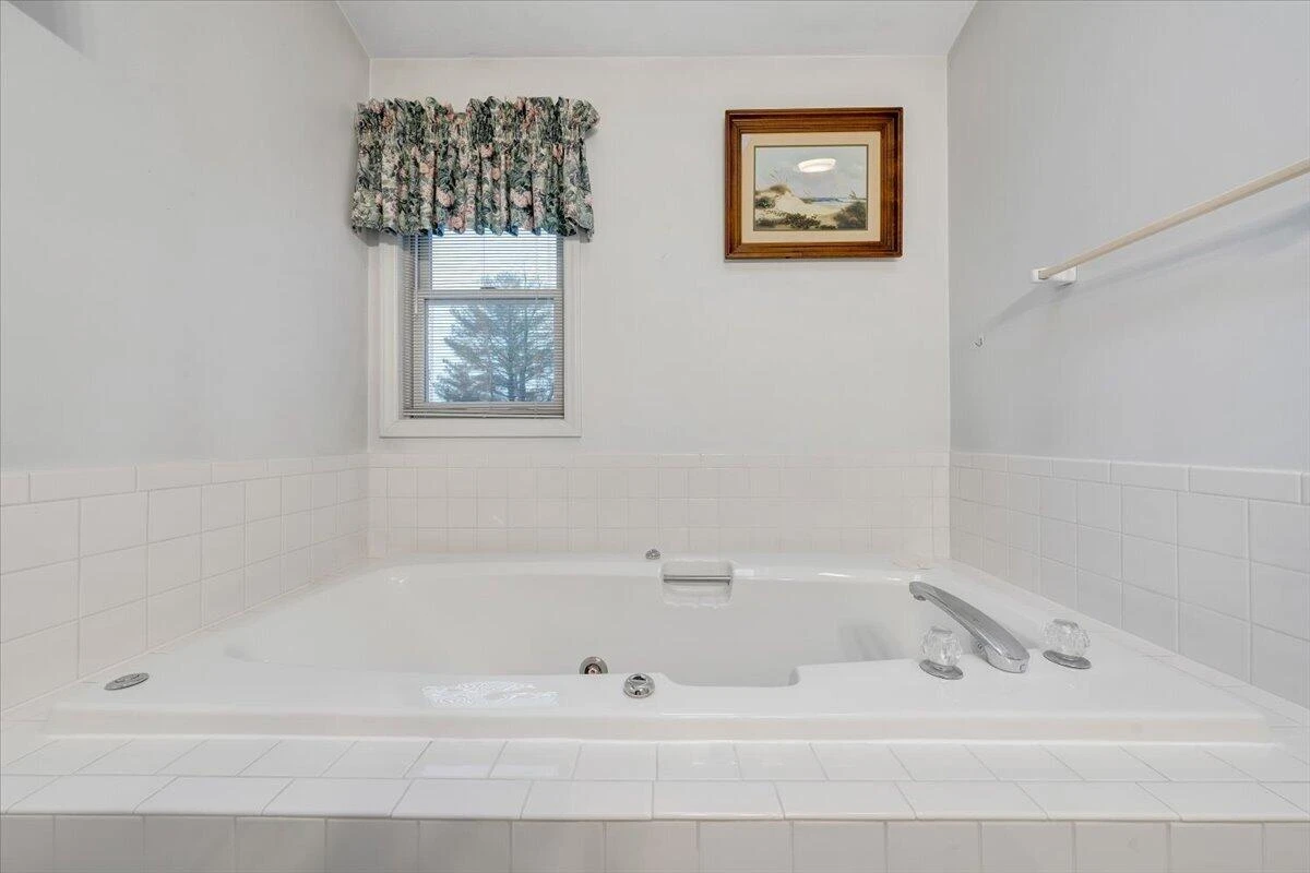 674 Azalea RD - Photo 40