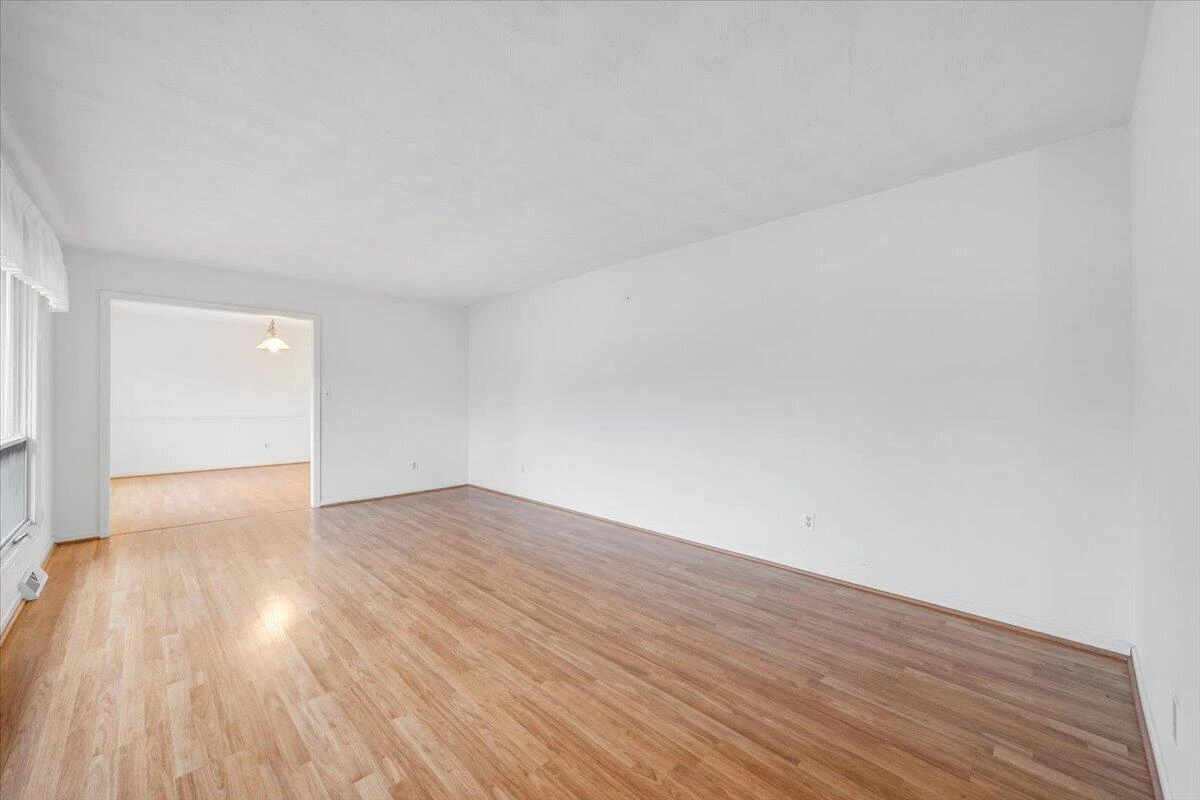 674 Azalea RD - Photo 6