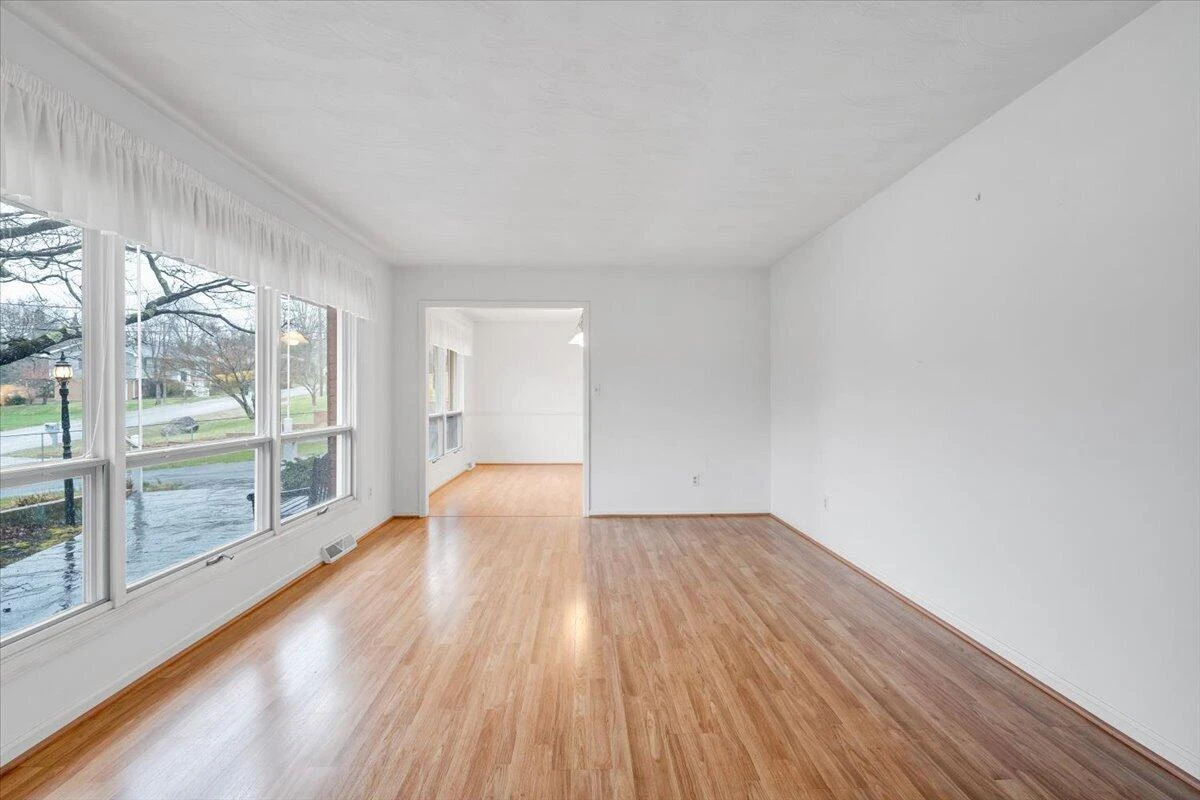 674 Azalea RD - Photo 7