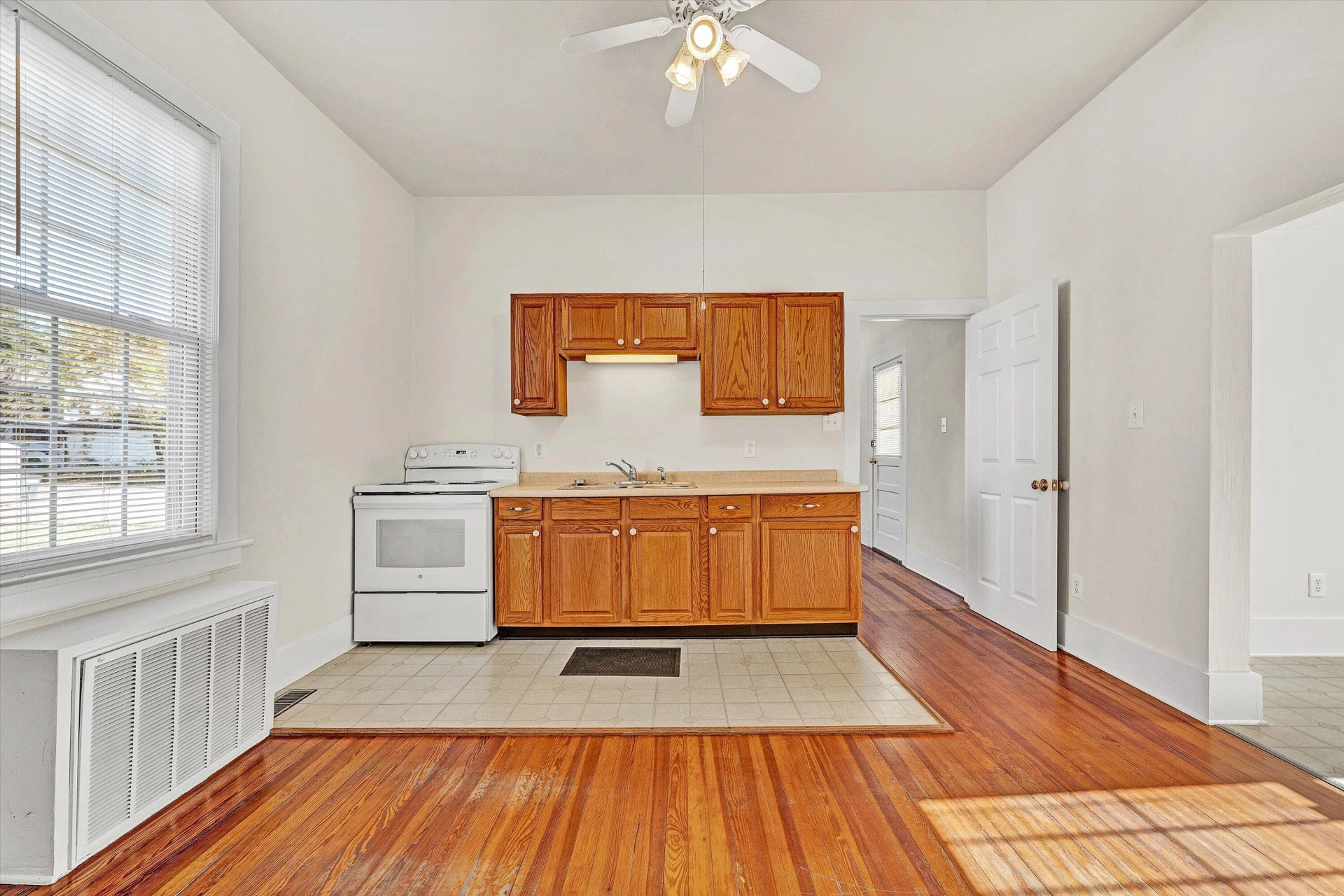 410 Blair ST - Photo 12