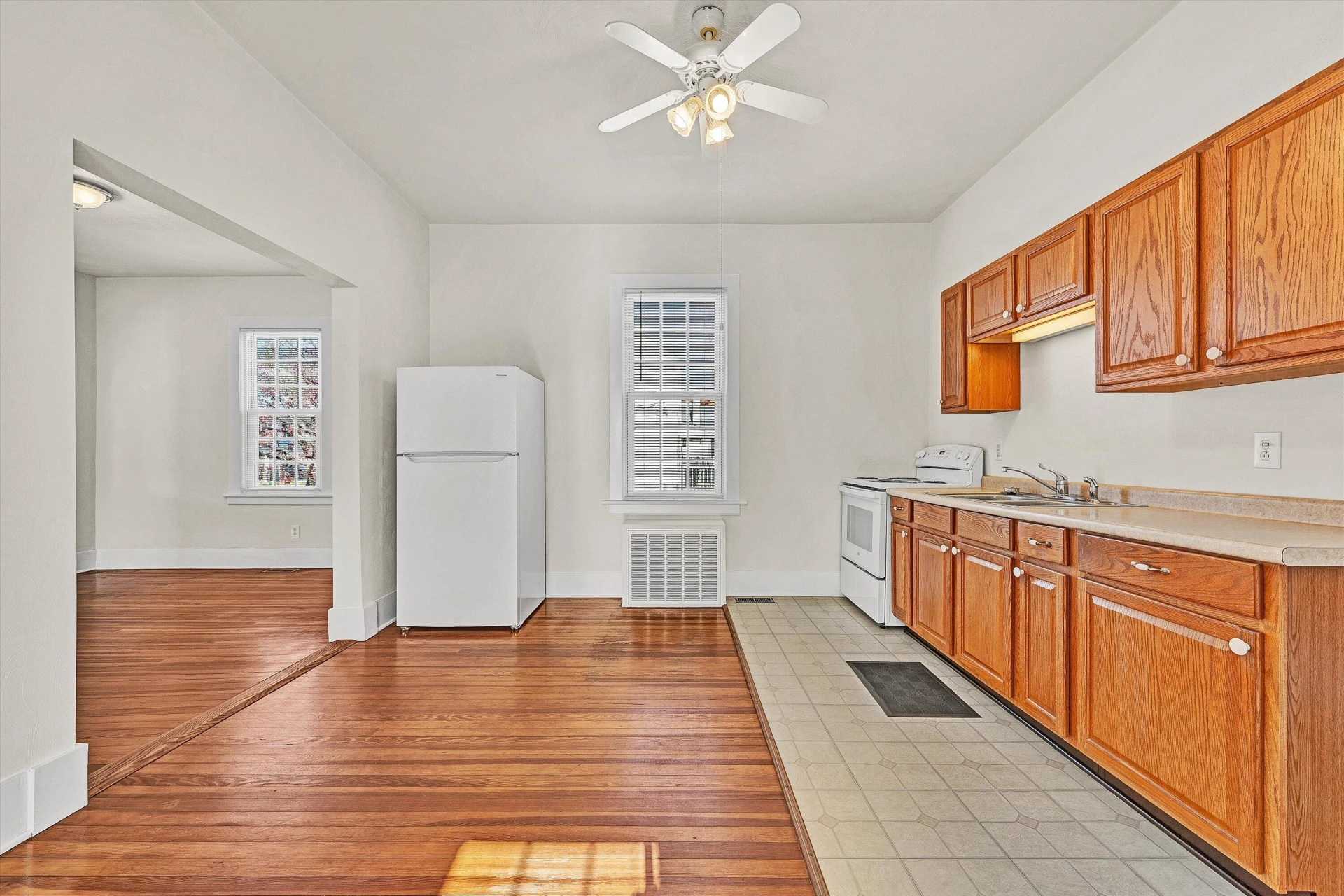 410 Blair ST - Photo 13