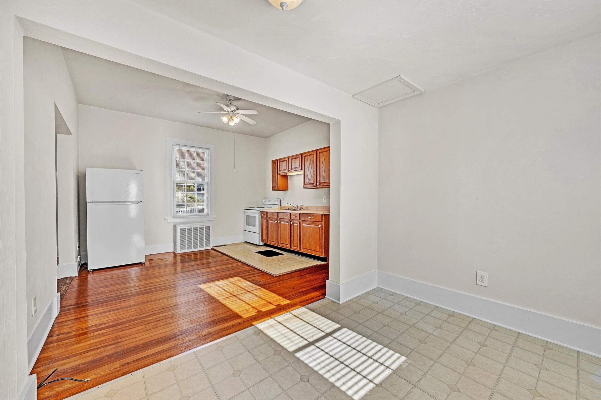 410 Blair ST - Photo 17