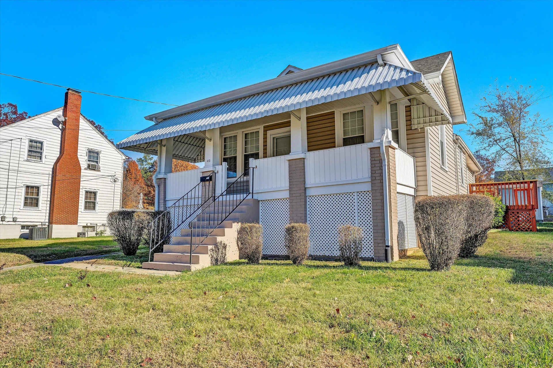 410 Blair ST - Photo 2