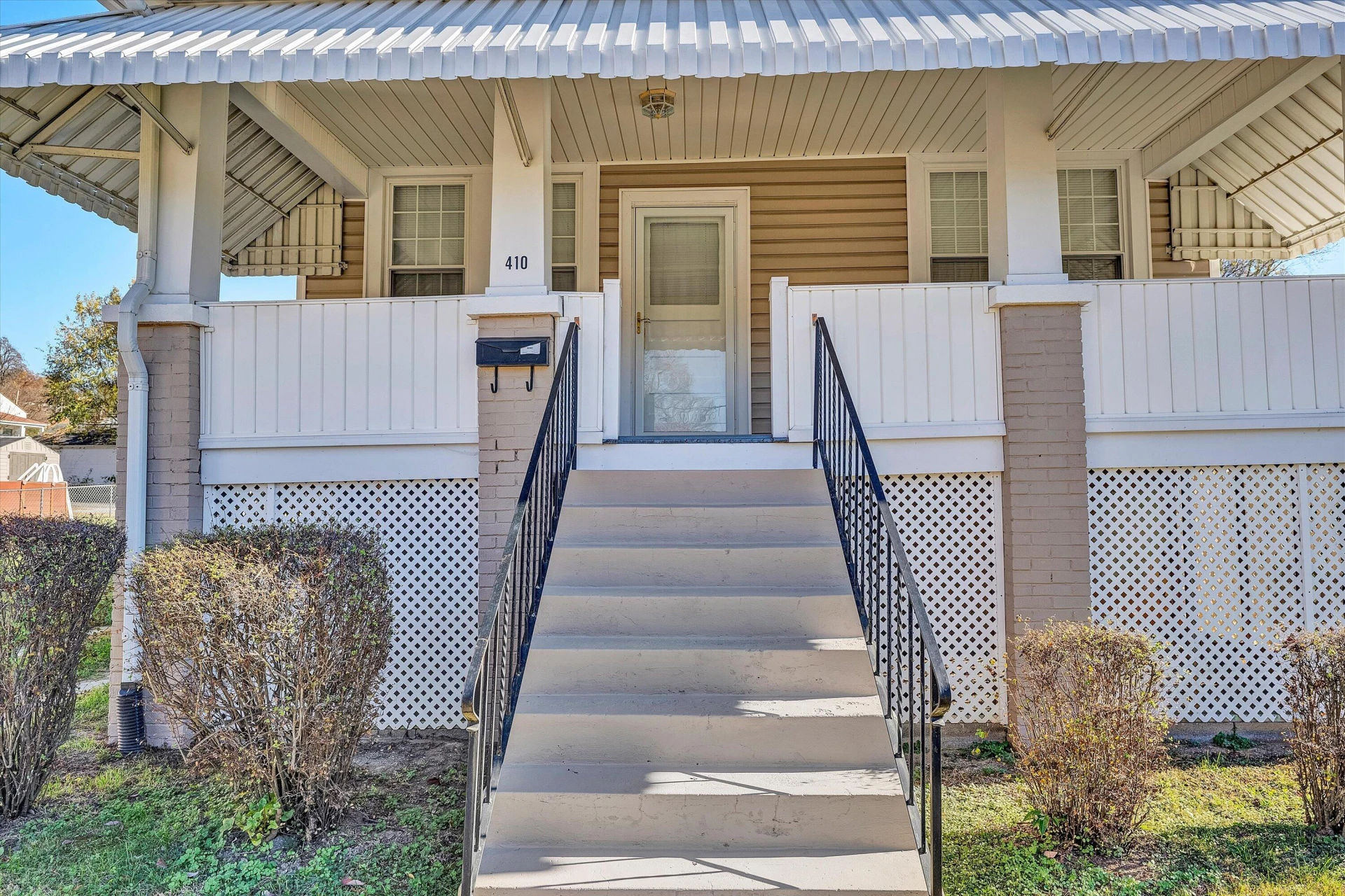 410 Blair ST - Photo 4