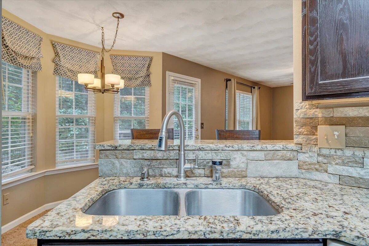 4933 Pine Glen RD - Photo 21