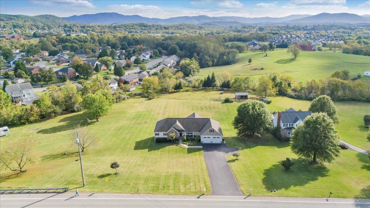 1989 Mountain View RD - Photo 107