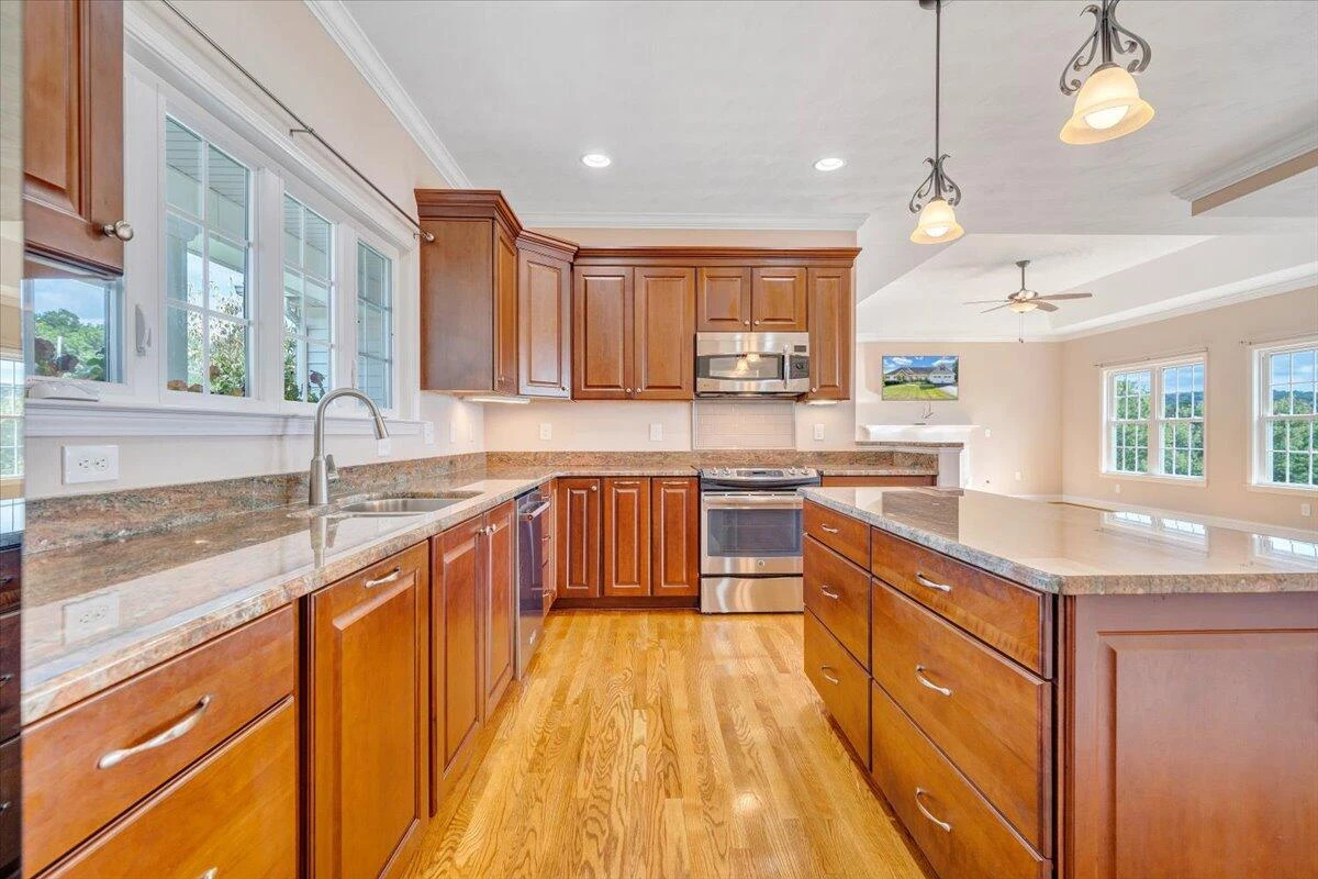 1989 Mountain View RD - Photo 22