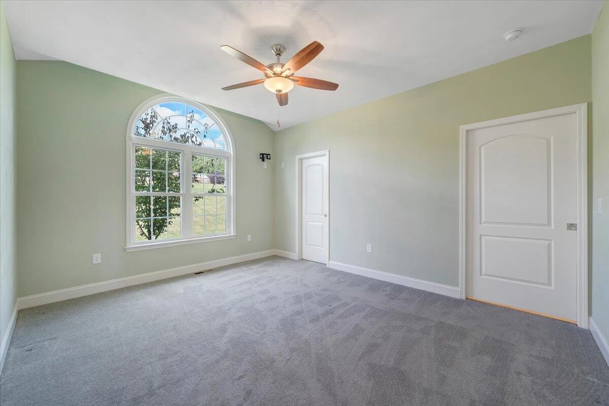 1989 Mountain View RD - Photo 29
