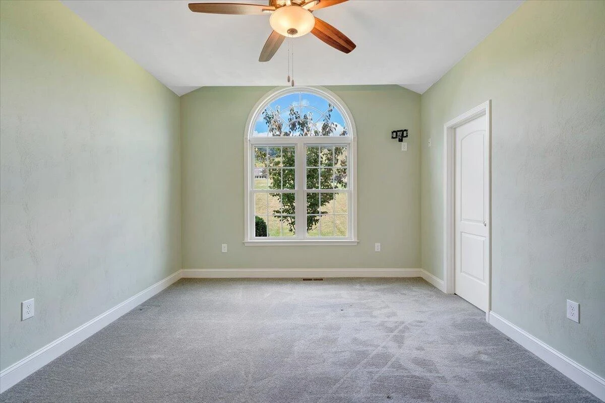 1989 Mountain View RD - Photo 30