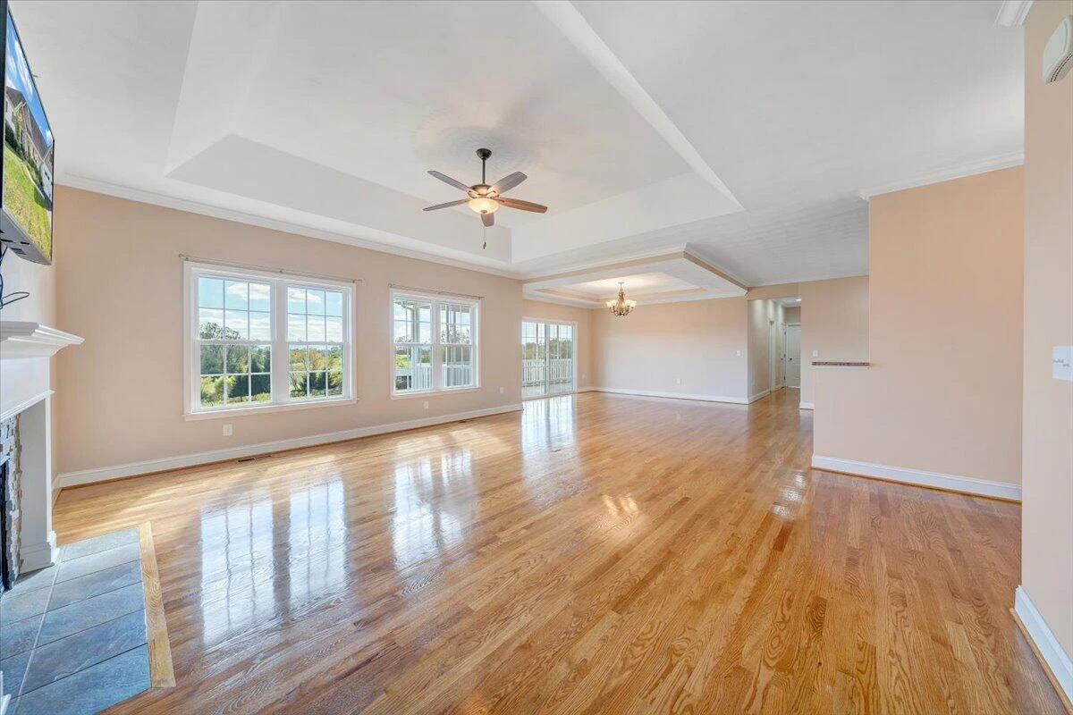 1989 Mountain View RD - Photo 10