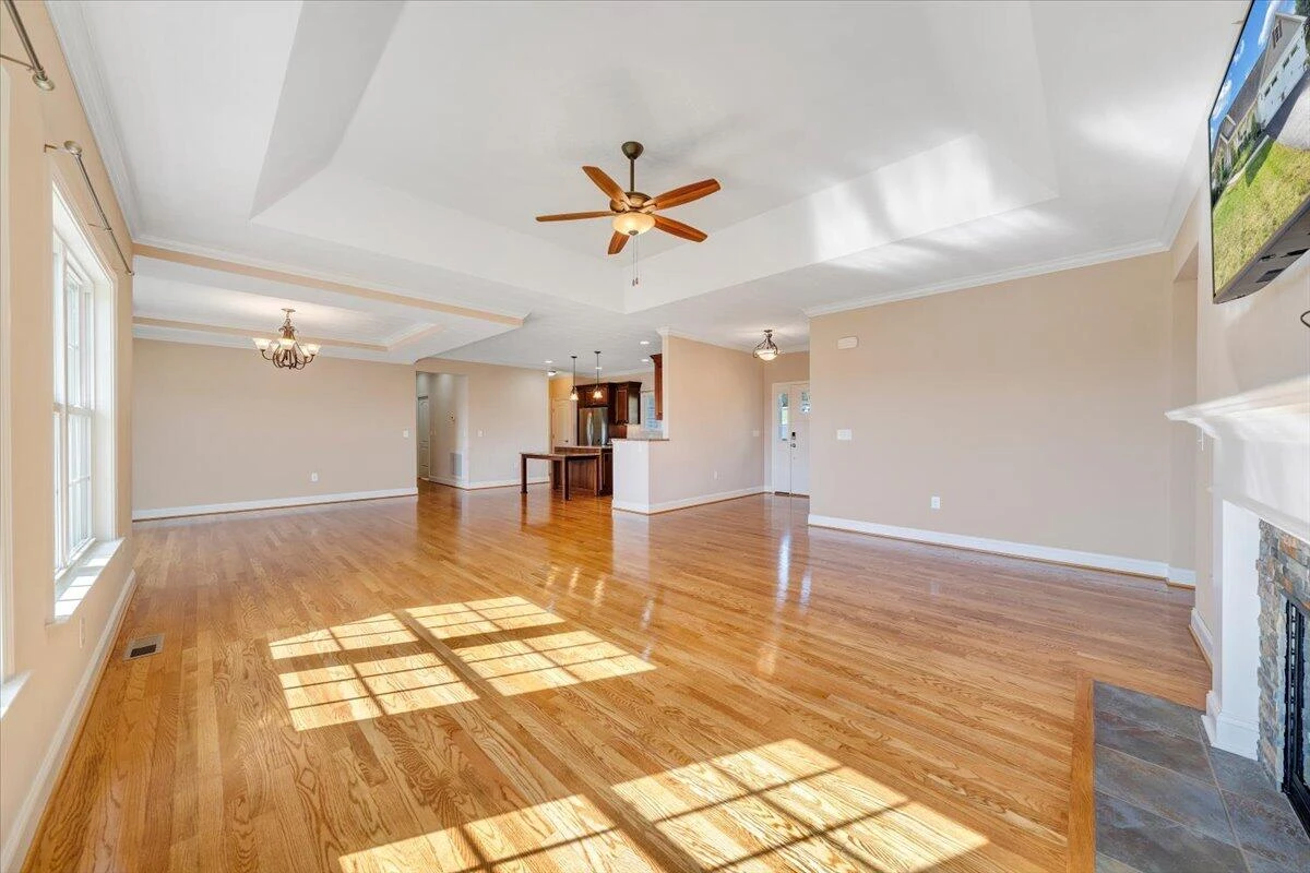 1989 Mountain View RD - Photo 11