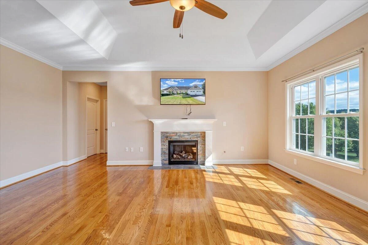 1989 Mountain View RD - Photo 12