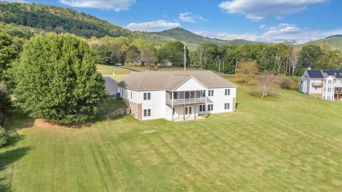 1989 Mountain View RD - Photo 100