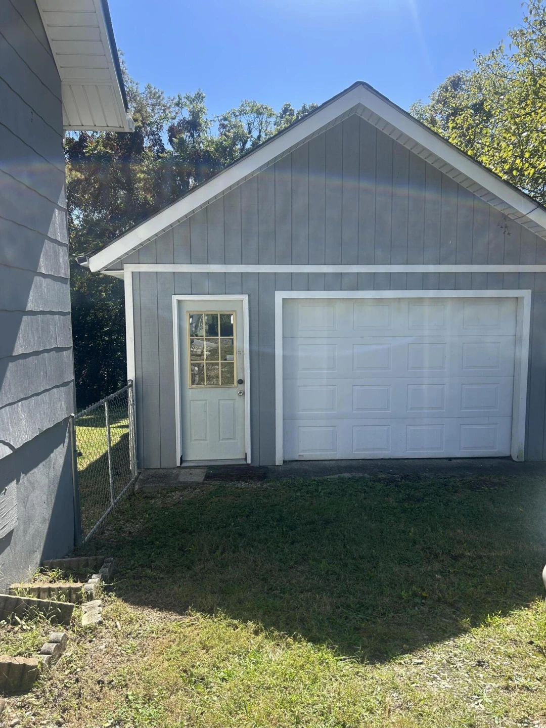 4702 Edgelawn AVE - Photo 3