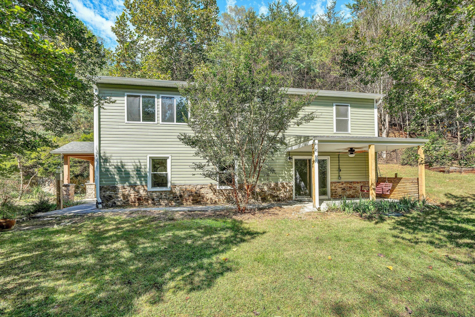 3561 Rutrough RD