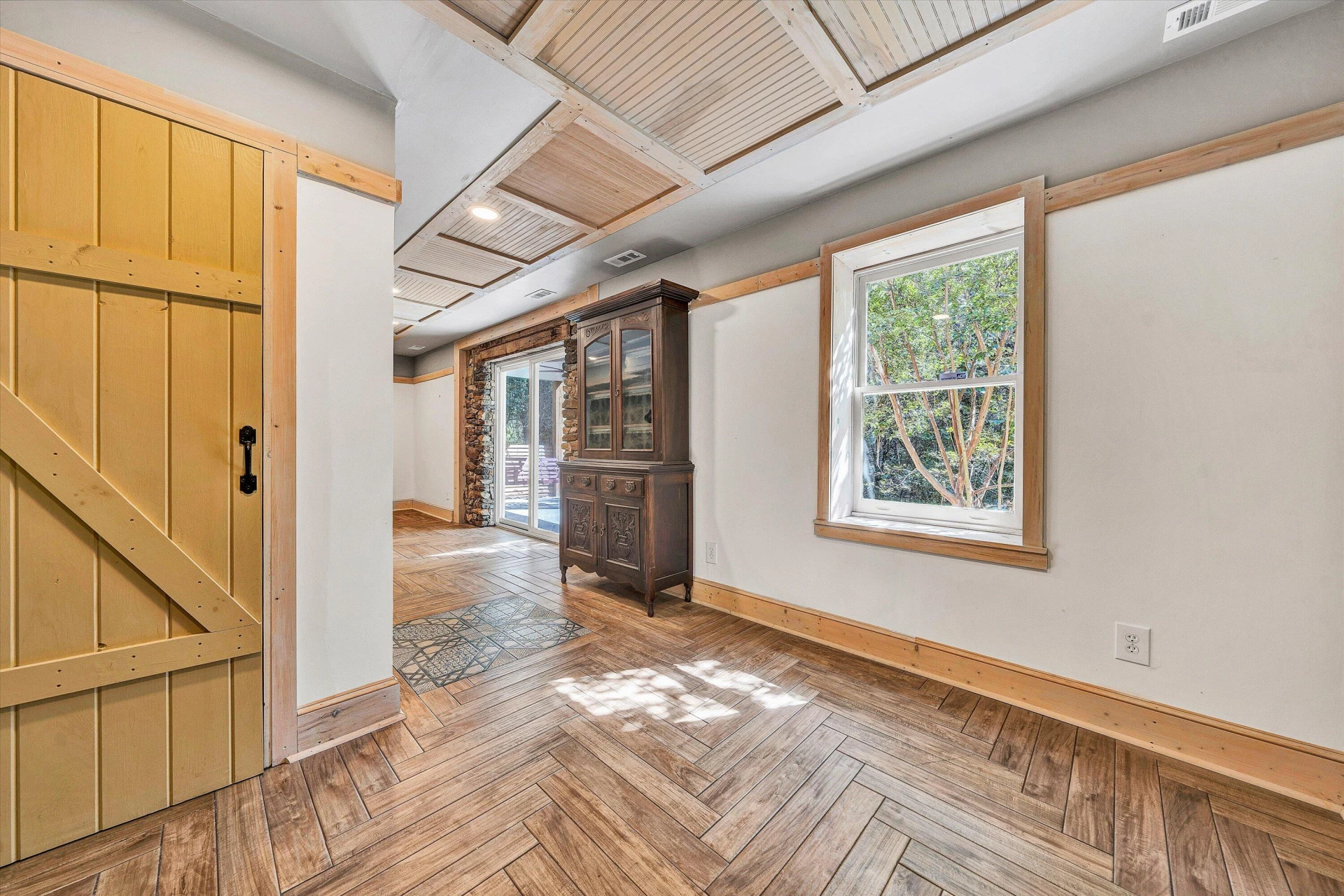 3561 Rutrough RD - Photo 20