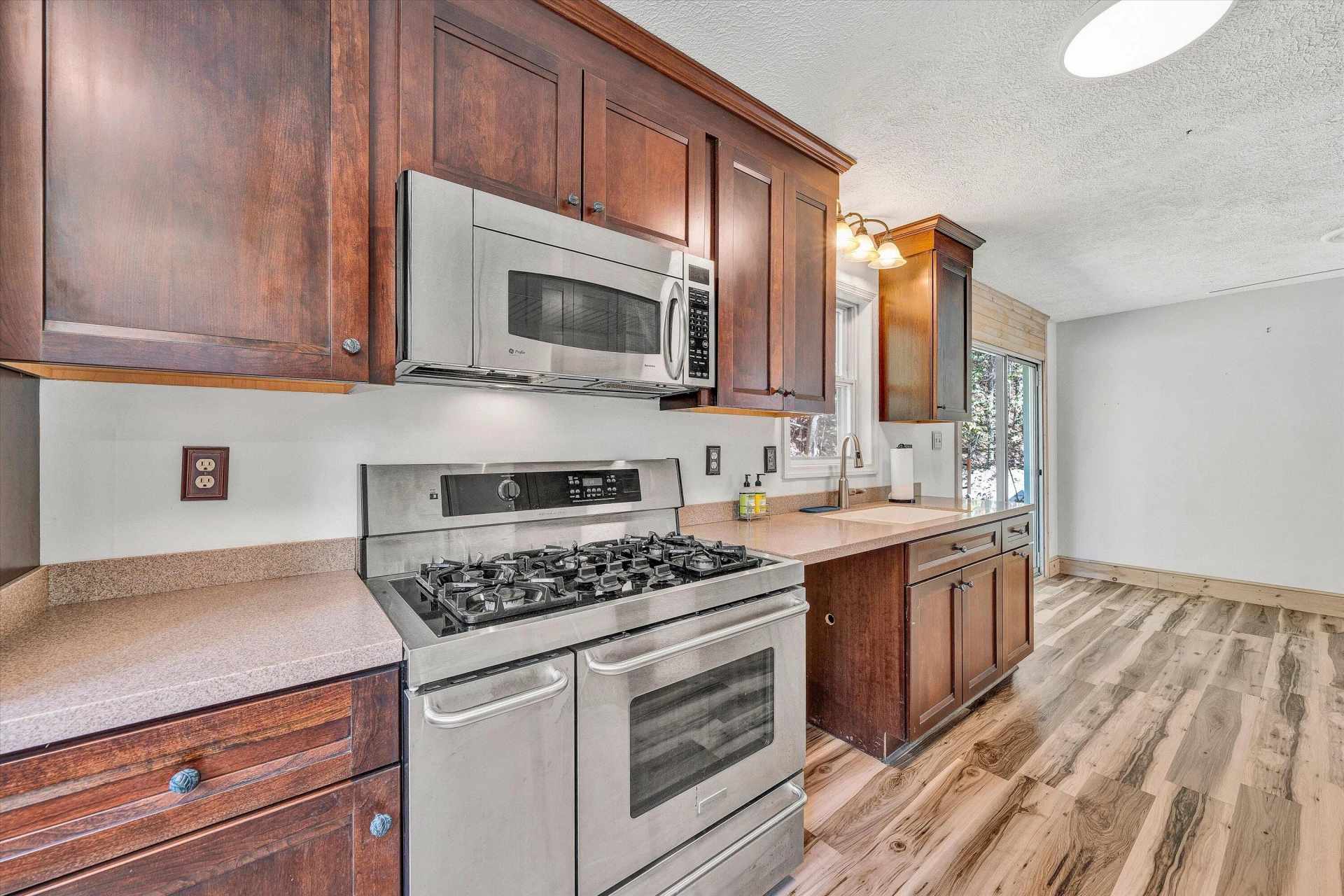 3561 Rutrough RD - Photo 28
