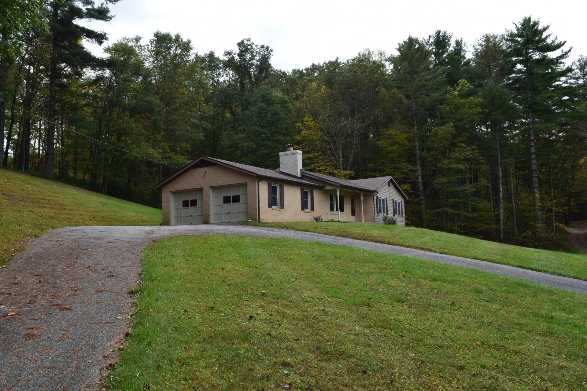 171 Pine Creek WAY - Photo 2