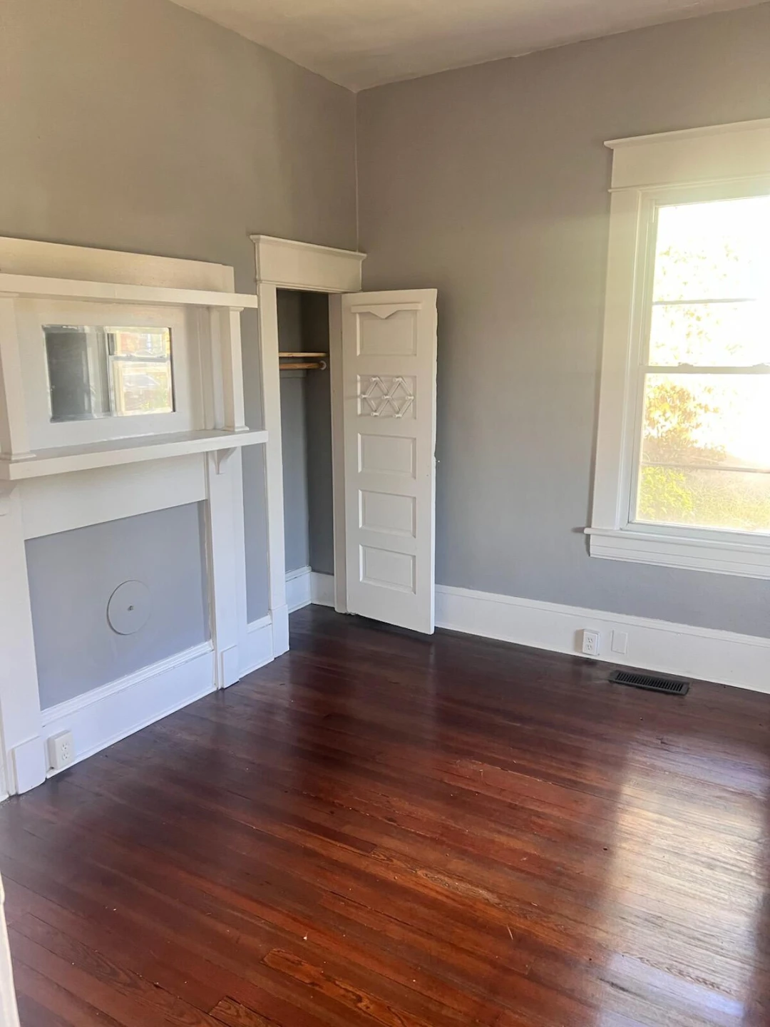 1320 Tazewell AVE - Photo 3