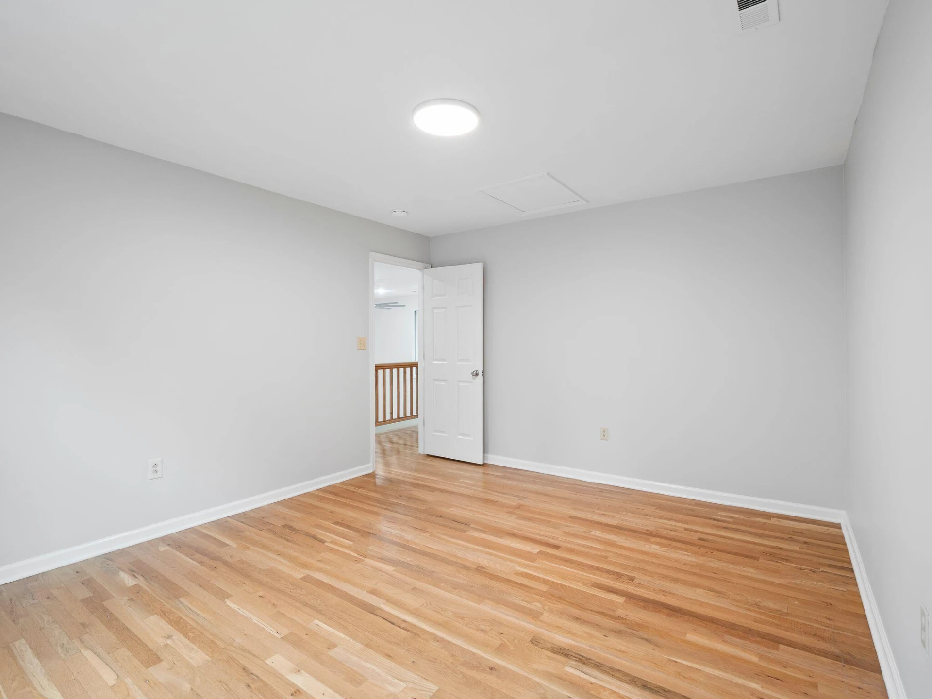 654 Eagle LN - Photo 49