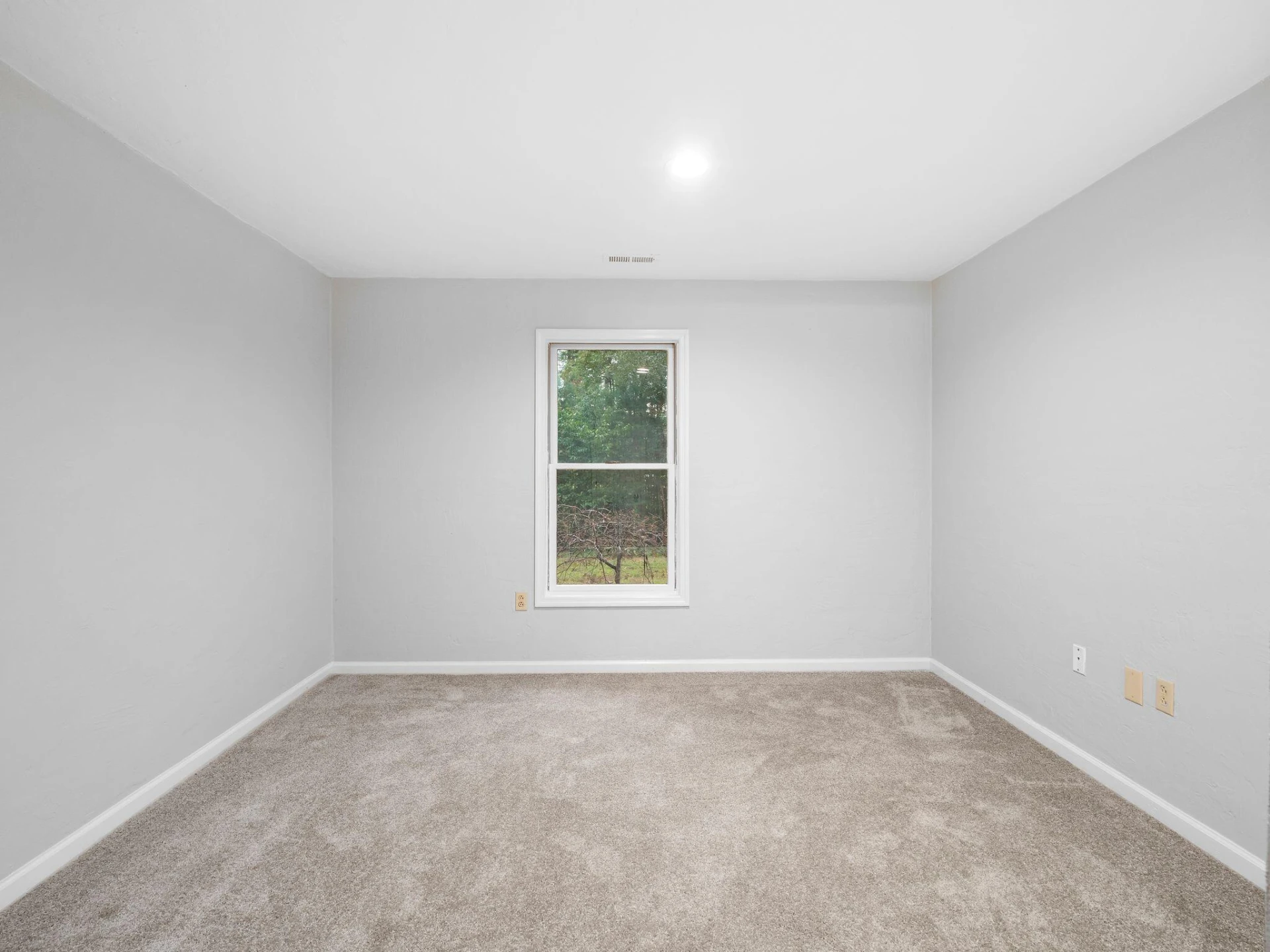 654 Eagle LN - Photo 62