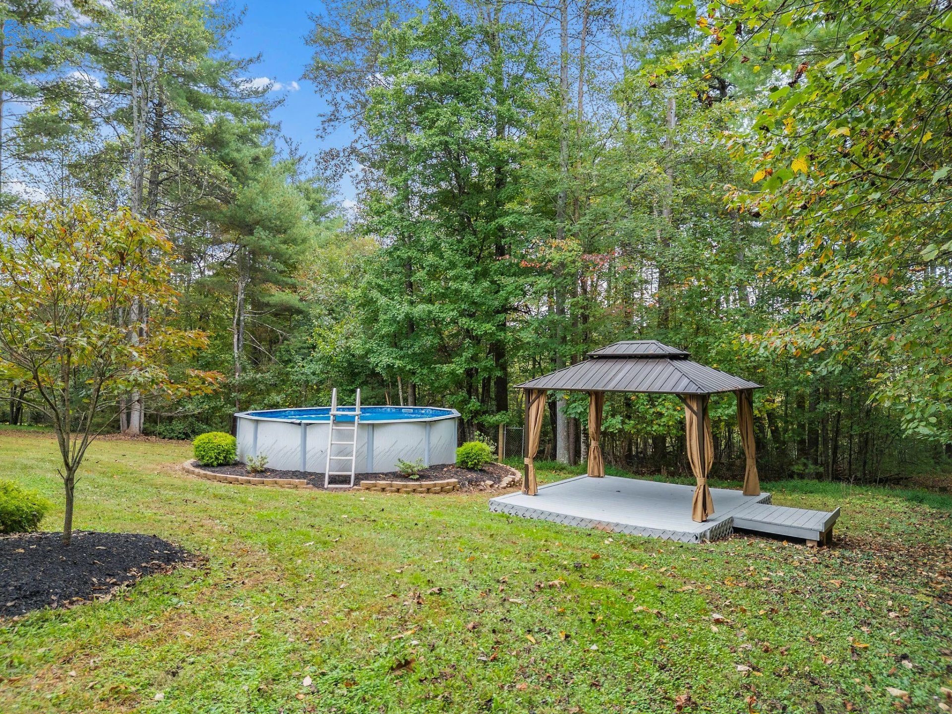 654 Eagle LN - Photo 68