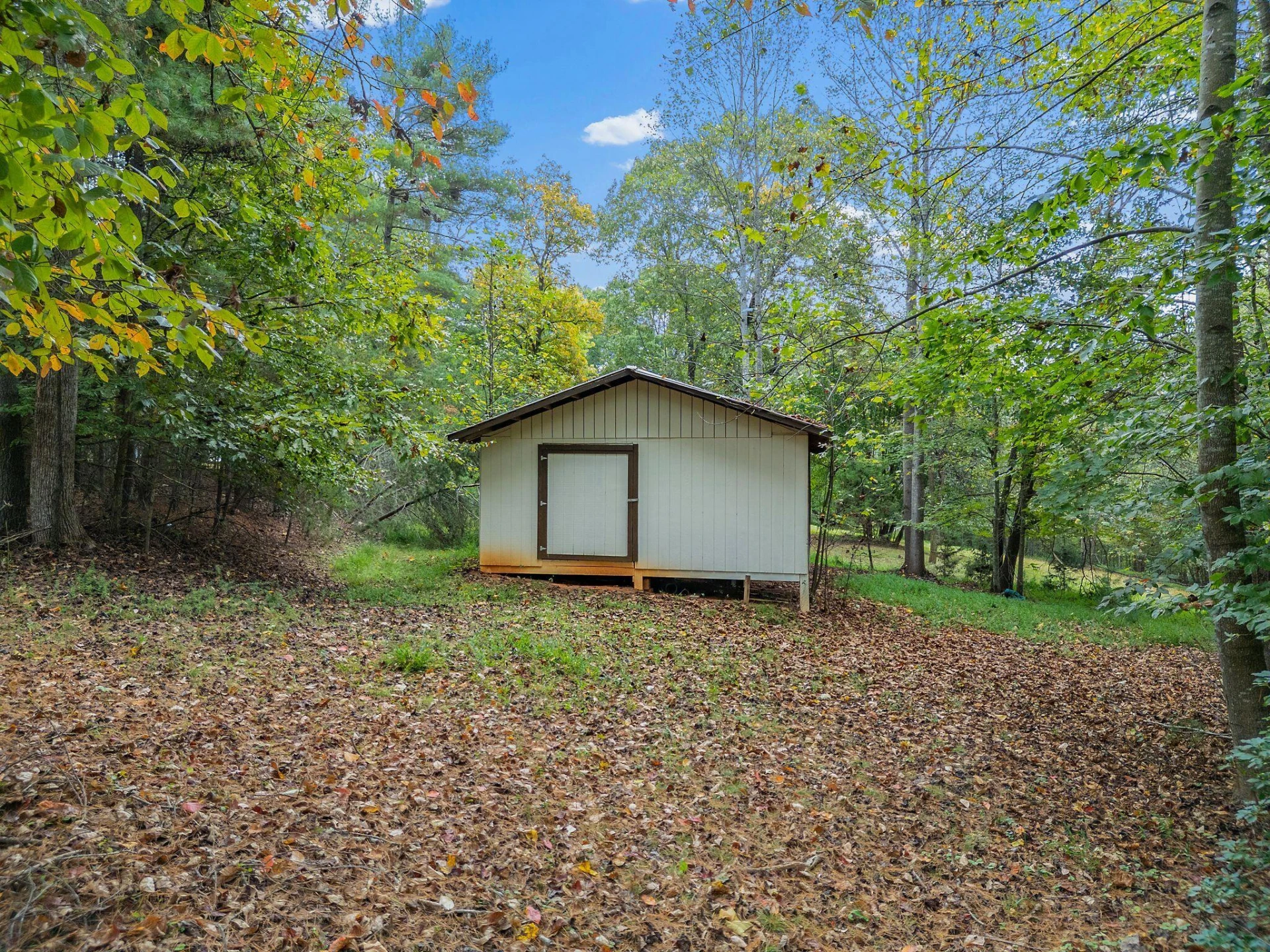 654 Eagle LN - Photo 70