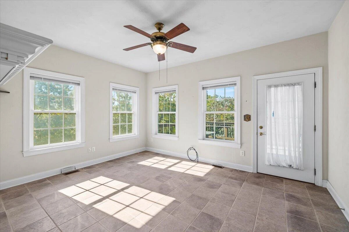 1315 Keagy LN - Photo 11