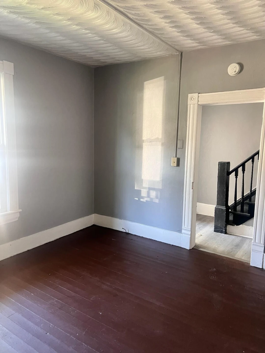 711 Stewart AVE - Photo 4